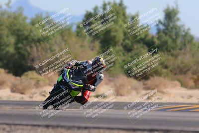 media/Nov-06-2022-SoCal Trackdays (Sun) [[208d2ccc26]]/Turn 7 Set 2 (1050am)/